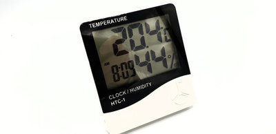 Luchtvochtigheid & temperatuur meter + klok + alarm!